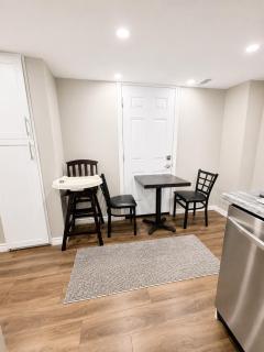 Cozy Luxury Stay, WiFi and Fully Equipped - 9