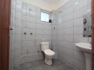 Pacific Apartments - 9