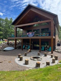 New 5BR Lakehouse on Round Lake Private Waterfront Estate Dock Fire Pit Panoramic Lake Views - 0