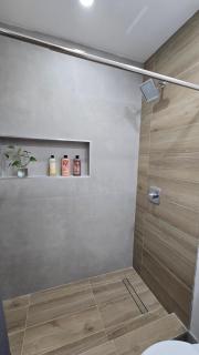 Room near Design District - 1