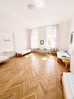 ROOMS Veveri - Uvoz, 10 min by walk to the center - 2