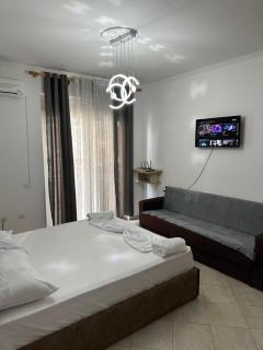 Beachfront Studio 3 by Vlora Office - 4