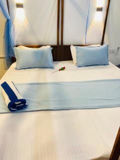 Aaliya Bay - 1