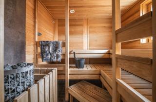 Private guesthouse for two with sauna and jacuzzi - 4