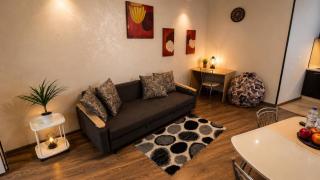 1-Bedroom Studio Apartment with Swimming pool and GYM - 1