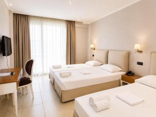 Hotel Iliana - 4