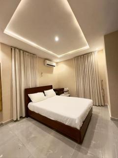 Normandy House - 2