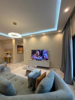 Bellagio Two Bedroom with Balcony - 5