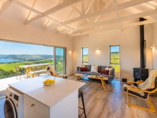 Overview - Stay Waiheke - 1