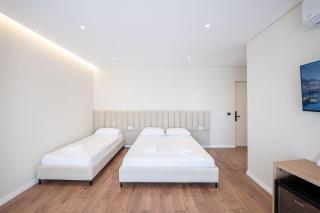 Serenity Luxury Suites - 3