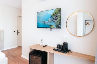 Serenity Luxury Suites - 6