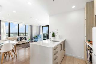 Sky Tower Views 2 Bed 2 Bath CBD Zodiak Stays - 4