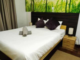 Natol Homestay - Riverbank Suites High Rise City Centre - 9