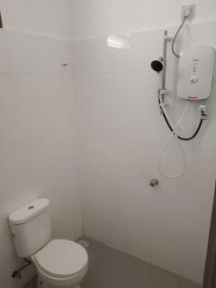 Kuntum & Puteri Homestay - 2