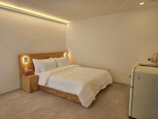 Gangneung Baekya Stay - 5