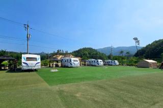 Goseong Lavender Camping Caravan - 0
