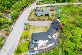 Gangchon White House in the Forest - 3
