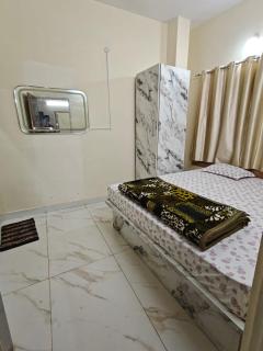 Kalpavrukksha Luxury Service Apartment Unit 1 - 2 BHK Fully Furnished - 4