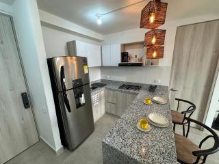 Amazing Apto cerca a la playa de 2 dormitorios ,WiFi,Parking,AC,Pool,Gym, Coworking Cartagena - 9
