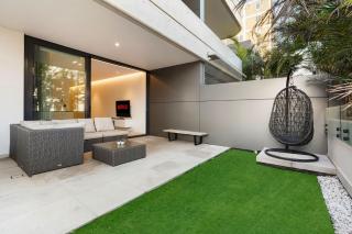 Modern 1BR Abode w Courtyard Steps to the Beach - 1