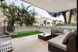 Modern 1BR Abode w Courtyard Steps to the Beach - 5