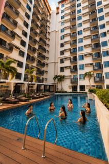 Elegant 1BR Unit at Bryant Parklane, Capital Town near Malls and Tourist Destinations in Pampanga, Free Pool Access, Netflix, Prime Video - 7