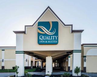 Quality Inn & Suites Erie near Casino - 9