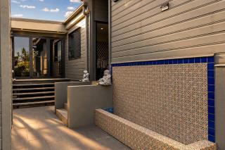 Spacious 4BR Home Near Sunnybank with Modern Amenities - 2