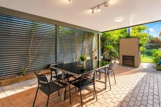 Spacious 4BR Home Near Sunnybank with Modern Amenities - 8