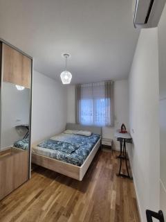 Family Home Apartment - 4