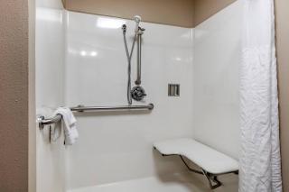 Comfort Inn & Suites Pauls Valley - City Lake - 5