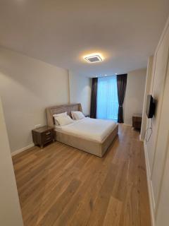 The Grand Sea Breeze Sea View Luxury Apartment - 6