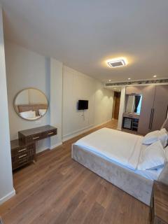 The Grand Sea Breeze Sea View Luxury Apartment - 2