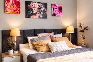 Victus Apartamenty, Kamienica Grottgera by Noclegi Renters - 9