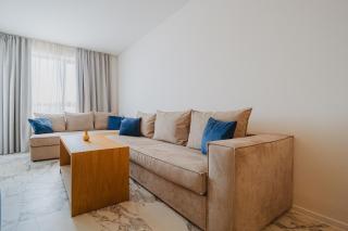 Luxury 1 Bedroom Apartment - 7