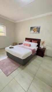 Hendrinas Guesthouse - 7