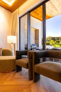 BRAND NEW! Dacha Prestige - Unrivaled Opulence - 3