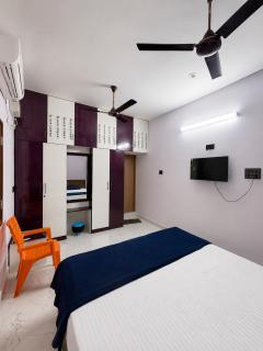 Jothi Luxury Home Stay - 0