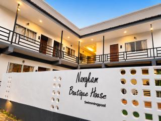 Nangkam Boutique Donsak - 3