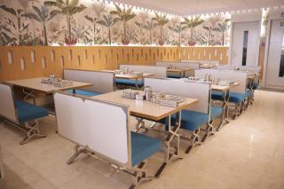 Hotel Rangoli - 10 min from Palsana chowk - 5