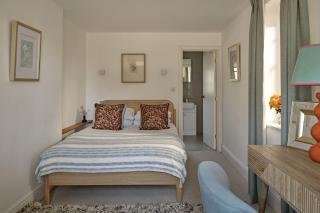 Ponds View at Pudleston Court - 8