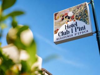 Hotel Club I Pini - Boutique Hotel & Residenza d'Epoca - 4