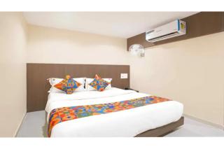 FabHotel Casa Royal Residency - 4