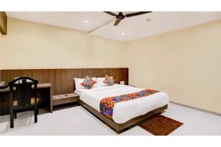 FabHotel Casa Royal Residency - 1