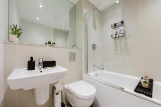 Stylish 2BR - Sleeps 8 - Central Leeds - City View - 5