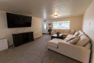 Beautiful spacious home in the heart of emmett -  - 0