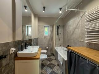 URBAN APARTMENTS No 2 - Terrace - Air Condition - Free Parking - 4
