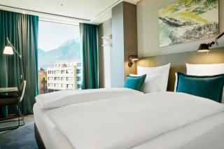 Motel One Innsbruck - 9