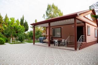 Caspian Colorful Villas-Pink House - 5