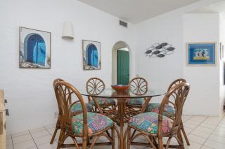 Santorini Perissa 66 - 1